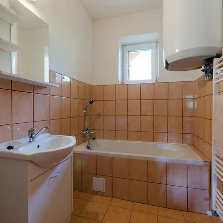 Penzion Pulciny 43 Zimmer foto